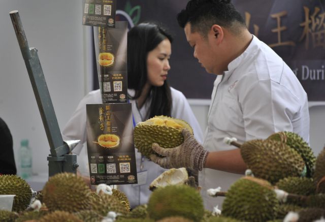 Malaysia bets on durian as China goes bananas for 'world's smelliest fruit'  | The Star