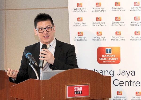 Dr Chua recommends a healthy lifestyle to prevent lung cancer.
