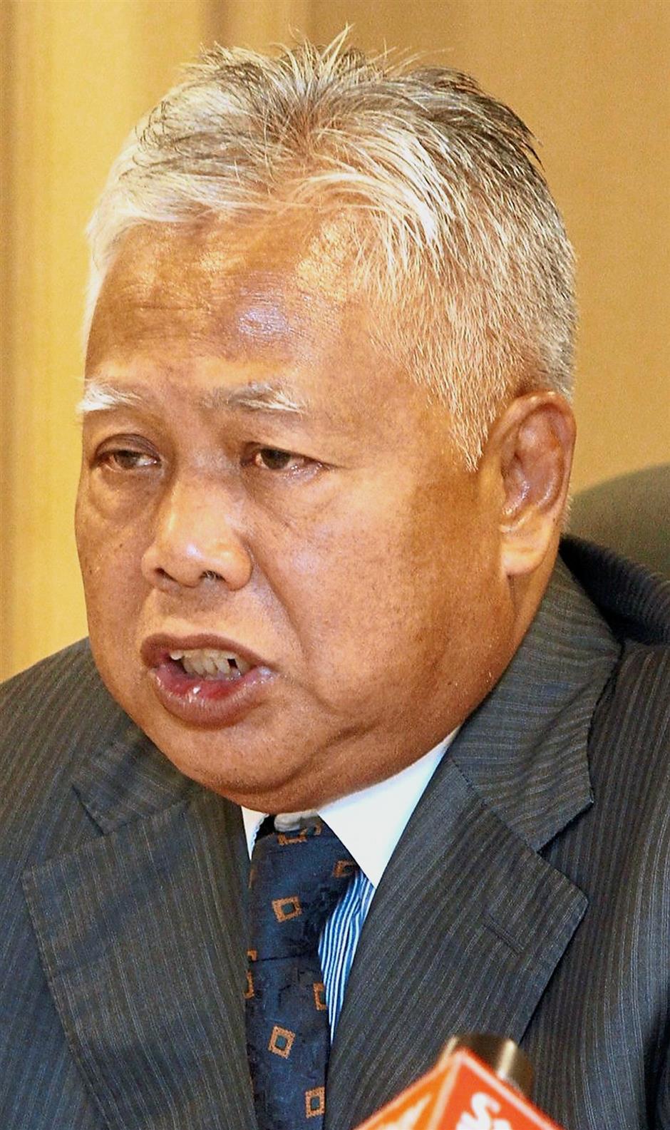 Joint Media Conference on Employment Insurance Scheme.MEF Executive Director Datuk Hj Shamsuddin Bardan..