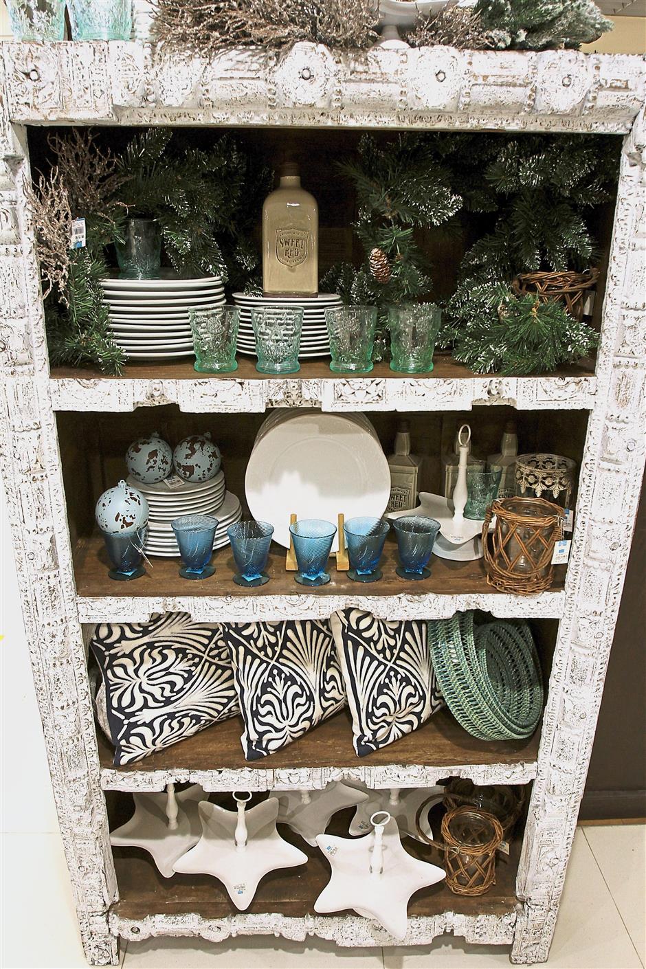 Christmas ornaments inspired by the sea, perfect for Deck The Shores themed festive season.