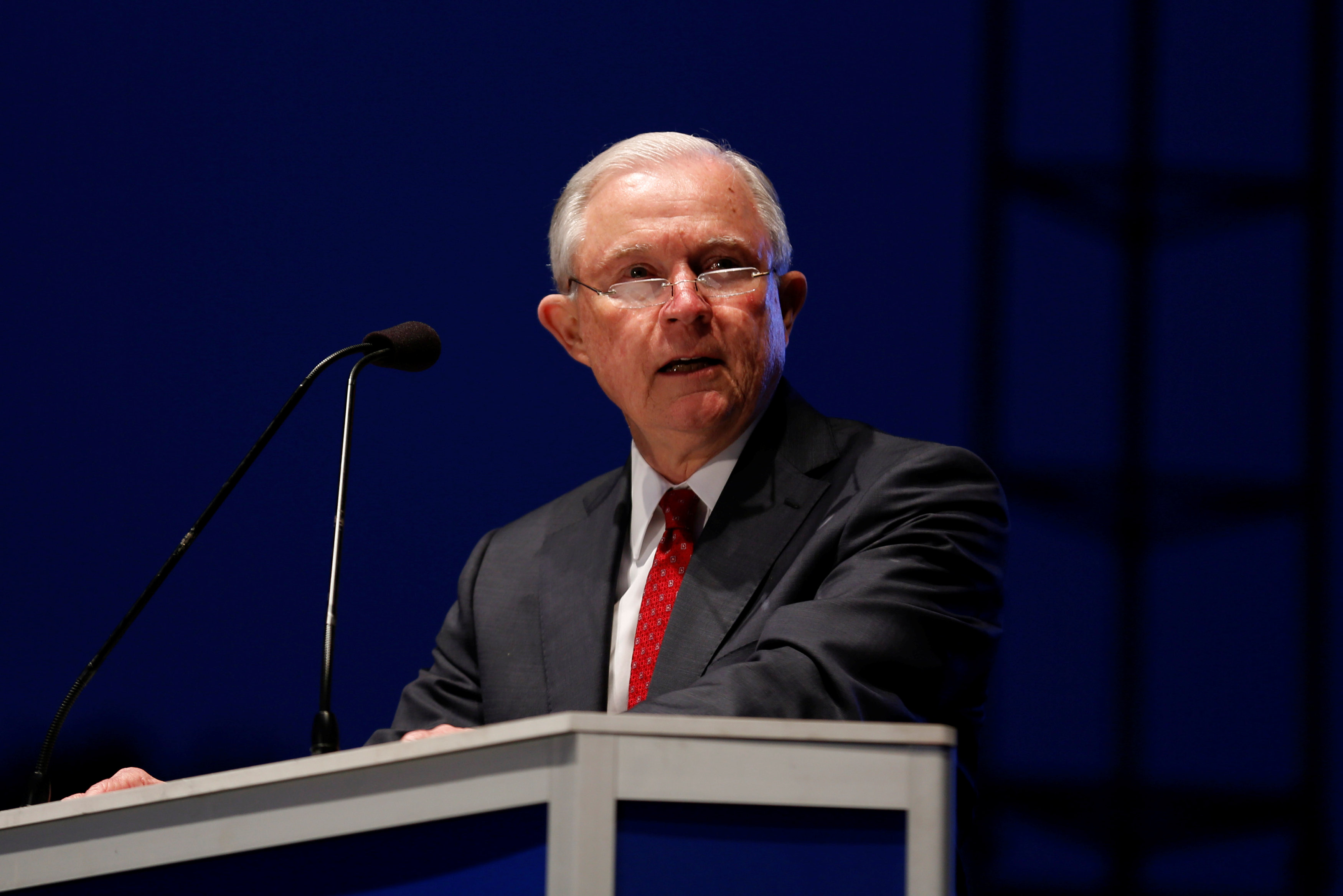 Thousands Of U S Asylum Claims In Doubt After Sessions Decision The