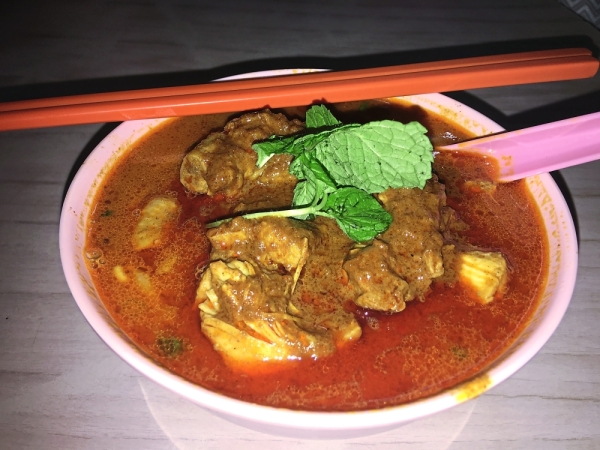 The bowl of curry noodles from Yee Fatt Tea Shop packs a real kick.