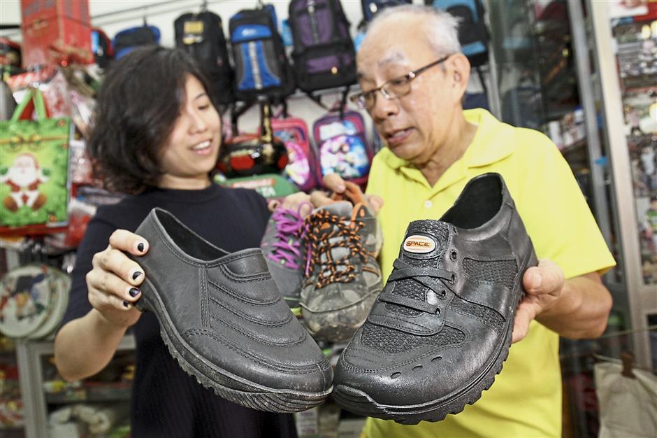 adidas kampung hiking